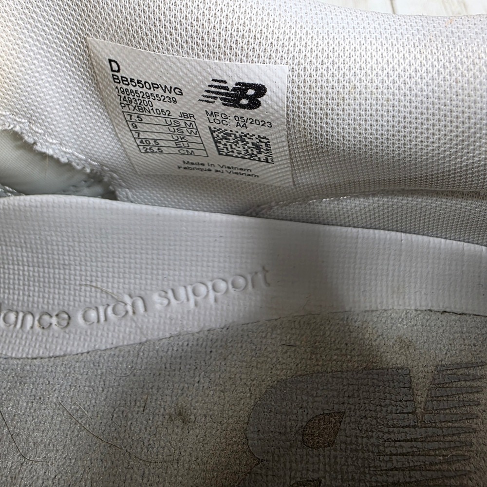 New Balance 550 White Gray Sneakers Shoes BB550PWG‎ Women's Size 7.5 - Picture 8 of 8